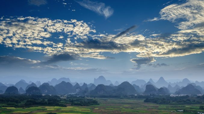 rural-scenery-in-guilin-PRYWGC2